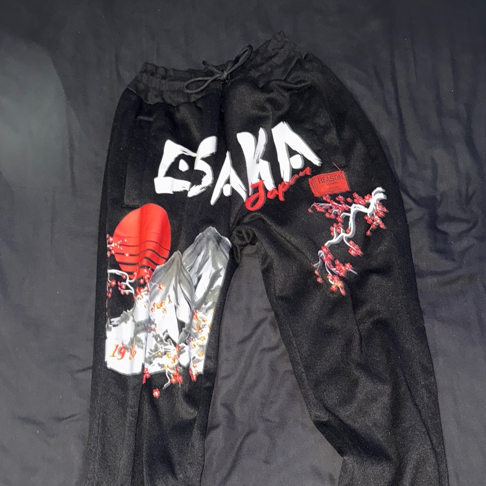 Osaka sweatpants